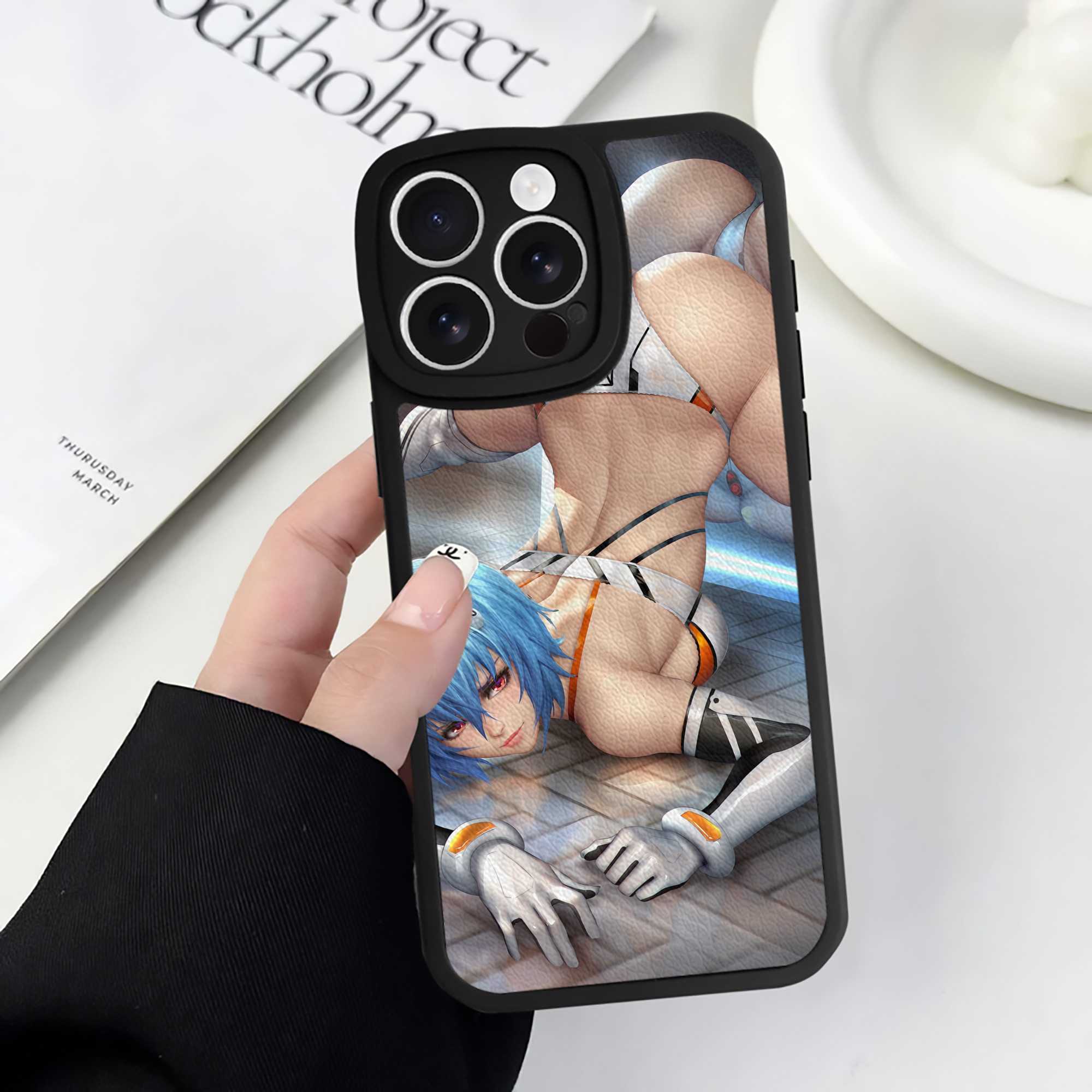 （画像用） EVA 新世紀エヴァンゲリオン 【iPhone 16シリーズ対応】シリコンスマホケース（レザー調） 材質：シリコン